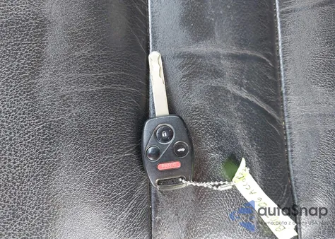 2006 Honda Accord 3.0 Ex z USA, uszkodzony, nr VIN 1HGCM82646A010388